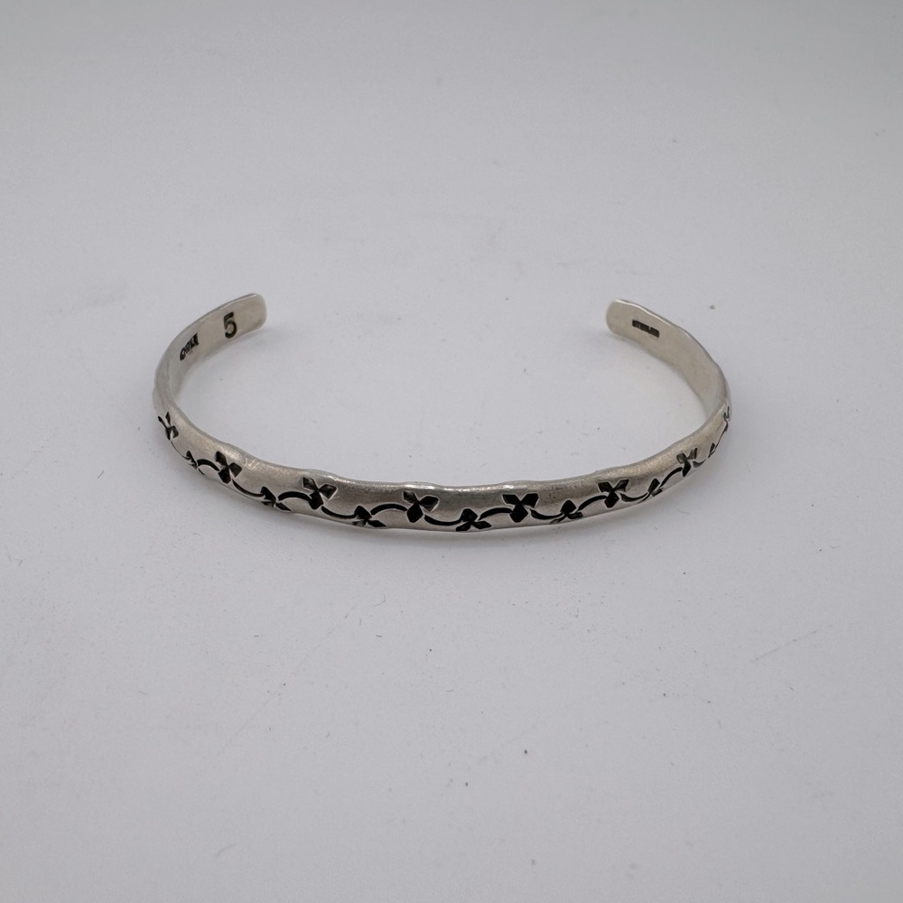 Sterling Silver and‎ Black Patterned Bracelet Native Western Cuff
